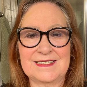 Meet your Posher, Frances